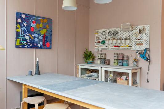 Hyr en verkstadsplats på Studio Kransen – Din kreativa plats för keramik i Stockholm